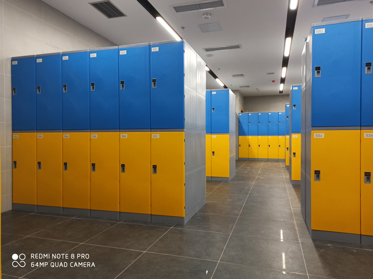 重慶體育館ABS更衣柜